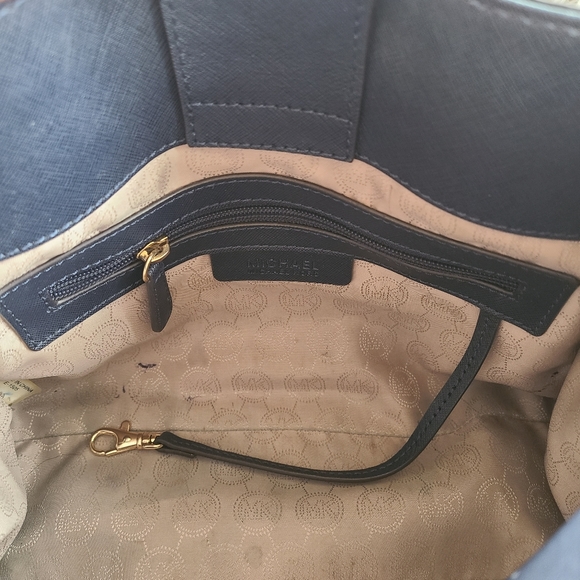 Michael Michael Kors Women's Hamilton Saffiano Leather Medium Satchel, Navy - Picture 6 of 14